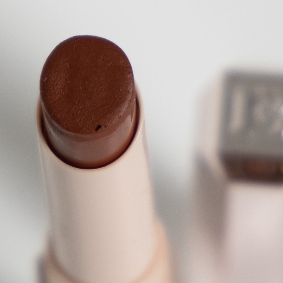 Fenty Beauty Mattemoiselle Plush Matte Lipstick - 1.7g - Picture 2 of 3